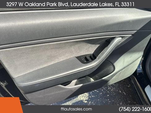 Used 2019 Tesla Model 3 Long Range image 18