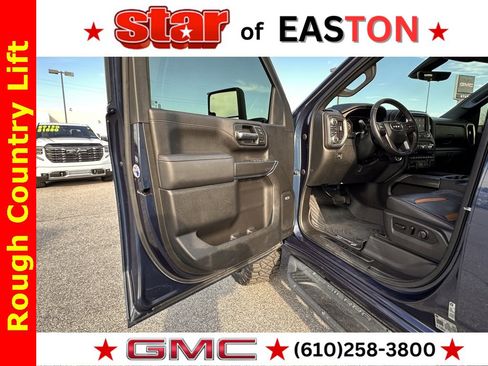 Used 2020 GMC Sierra 2500 AT4 w/ AT4 Premium Package image 16