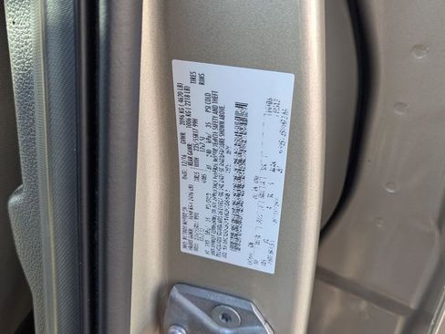 Used 2017 Ford Escape SE FWD image 28