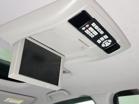 Used 2017 Honda Pilot Touring image 35