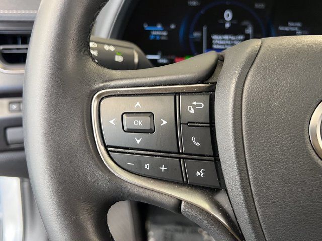 Used 2025 Lexus UX 300h FWD w/ Accessory Package (Z2) image 38