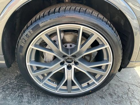 Used 2019 Audi Q7 3.0T Prestige w/ Prestige Package AWD/4WD image 90