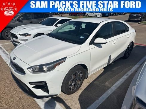 Used 2020 Kia Forte LXS image 1