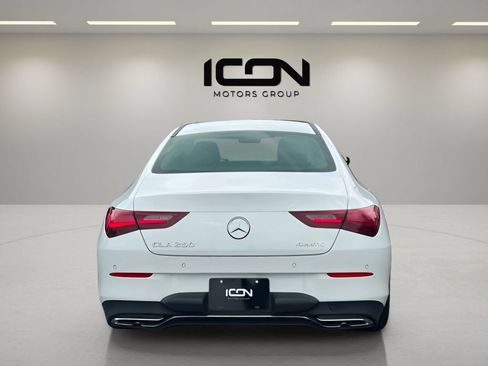 Used 2025 Mercedes-Benz CLA 250 4MATIC image 4