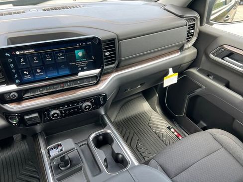 New 2026 Chevrolet Silverado 1500 RST w/ Z71 Off-Road Package AWD/4WD image 33