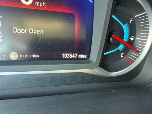 Used 2020 Honda Pilot Touring image 24