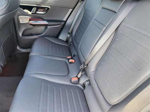 New 2026 Mercedes-Benz GLC 300 4MATIC image 12