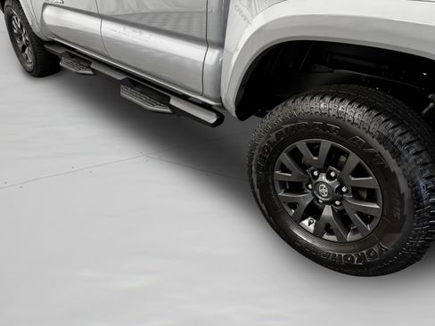 Used 2021 Toyota Tacoma SR5 image 43