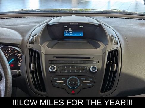 Used 2017 Ford Escape SE FWD image 25