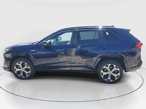 Used 2022 Toyota RAV4 XSE AWD/4WD image 6