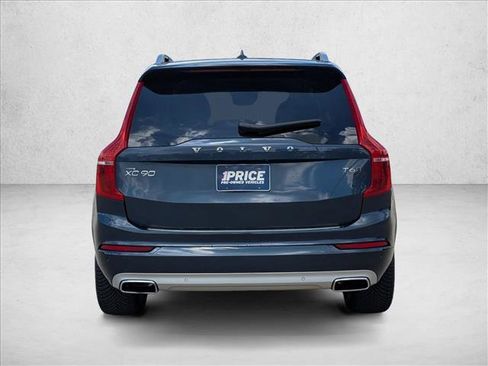 Used 2018 Volvo XC90 T6 Momentum w/ Convenience Package image 6