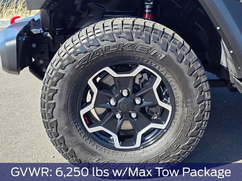 Used 2021 Jeep Gladiator Rubicon AWD/4WD image 9