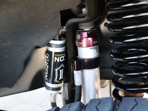 Used 2017 Ford F350 Platinum w/ Platinum Ultimate Package image 25