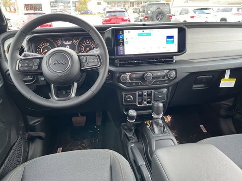 New 2026 Jeep Gladiator Sport image 17