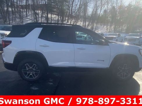 New 2026 GMC Terrain AT4 w/ Convenience Package III image 9