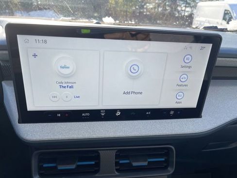 New 2025 Ford Maverick XLT image 17