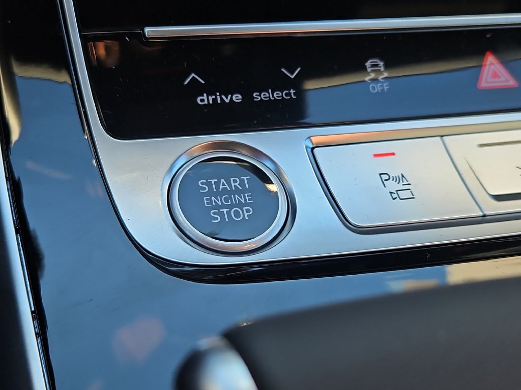 New 2027 Audi Q8 Prestige AWD/4WD image 17