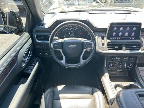 Used 2021 Chevrolet Tahoe Z71 w/ Luxury Package AWD/4WD image 26