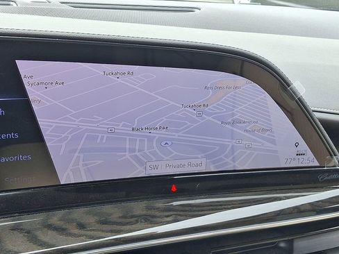 Certified 2023 Cadillac Escalade Premium Luxury image 20