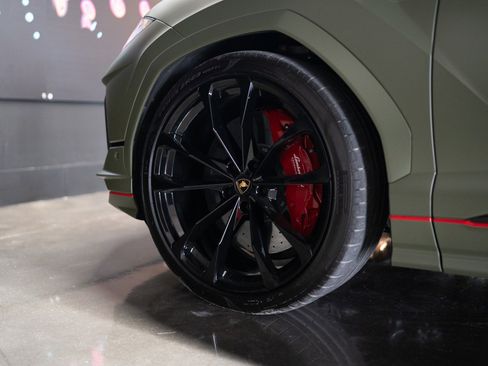 Used 2023 Lamborghini Urus S image 23