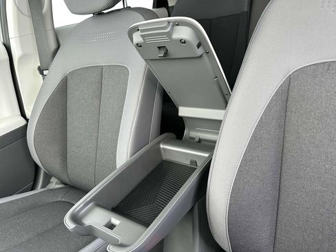 New 2024 Hyundai Ioniq 5 SEL image 18