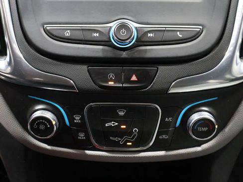 Used 2022 Chevrolet Equinox LT w/ LPO, Floor Liner Package image 29