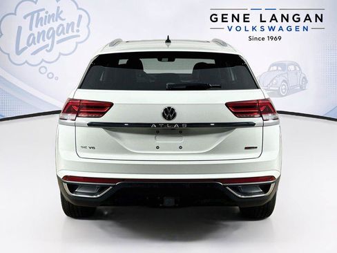 Used 2022 Volkswagen Atlas Cross Sport SE AWD/4WD image 6