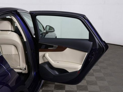 Used 2023 Audi A4 2.0T Premium w/ Convenience Package AWD/4WD image 23