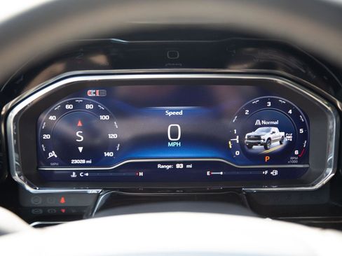 Used 2025 Chevrolet Silverado 1500 LT Trail Boss w/ Convenience Package II AWD/4WD image 14