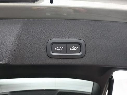 Used 2025 Volvo XC40 B5 Ultra w/ Climate Package AWD/4WD image 31