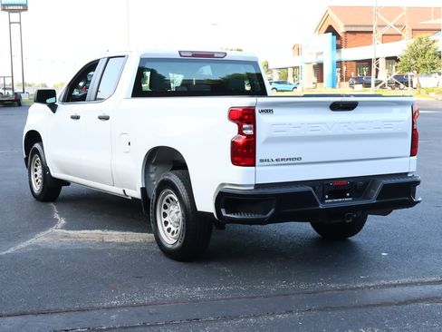 Used 2025 Chevrolet Silverado 1500 W/T RWD image 5