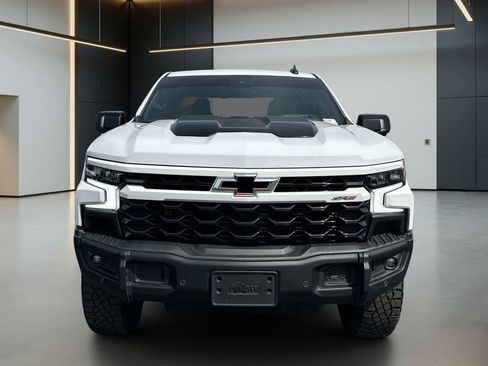Certified 2024 Chevrolet Silverado 1500 ZR2 w/ ZR2 Bison Edition image 4