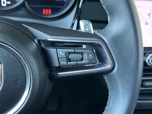 Certified 2025 Porsche Macan AWD/4WD image 27