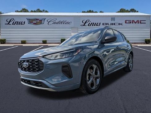 Used 2023 Ford Escape ST-Line w/ Tech Pack #1 FWD image 8