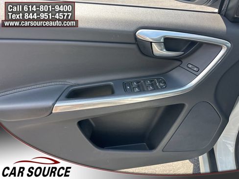 Used 2016 Volvo XC60 T6 w/ Proximity Package AWD/4WD image 11