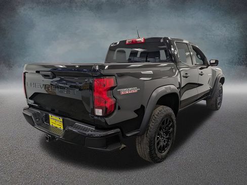 Used 2023 Chevrolet Colorado Trail Boss w/ Advanced Trailering Package AWD/4WD image 4