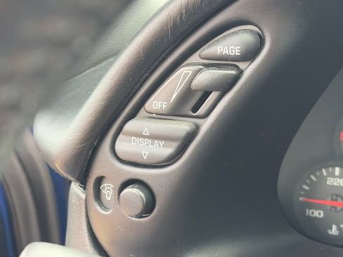 Used 2002 Chevrolet Corvette Z06 RWD image 16
