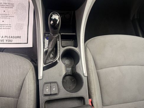 Used 2013 Hyundai Sonata GLS w/ Popular Equipment Pkg FWD image 17