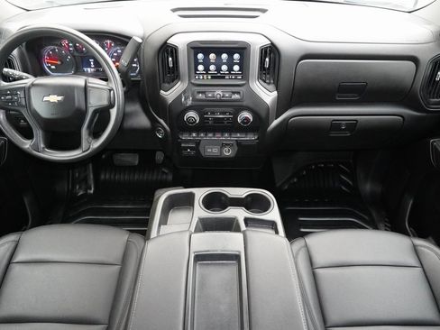 Used 2024 Chevrolet Silverado 2500 W/T image 26