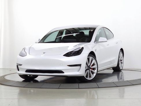 Used 2019 Tesla Model 3 Performance image 1