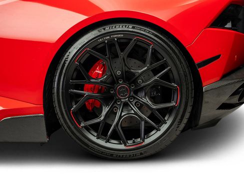 Used 2016 Lamborghini Huracan LP 610-4 AWD/4WD image 29