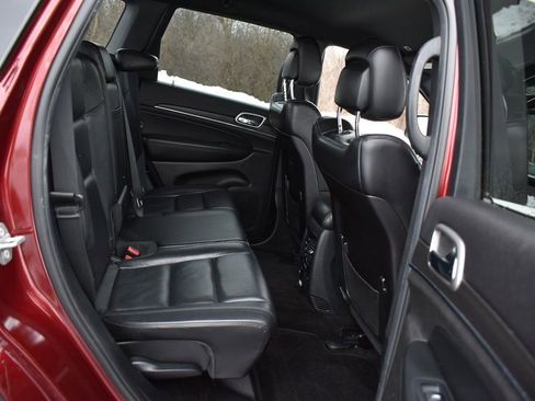 Used 2018 Jeep Grand Cherokee Limited w/ Mopar Chrome Edition Group image 30