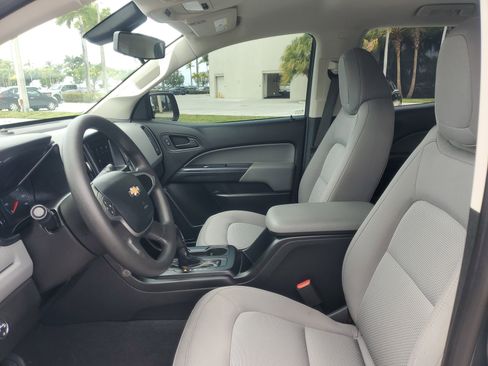 Used 2019 Chevrolet Colorado W/T w/ WT Convenience Package RWD image 17