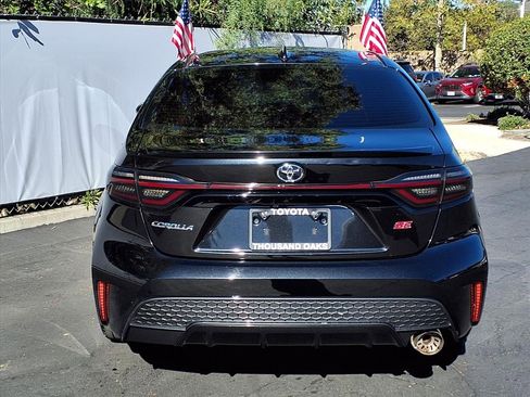 Used 2020 Toyota Corolla SE image 6