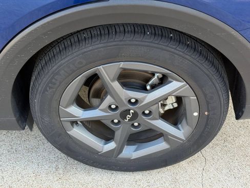 Used 2025 Kia K4 FWD image 32