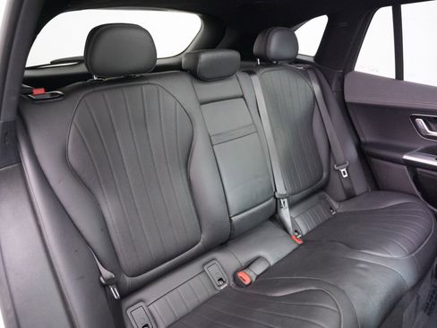 Certified 2023 Mercedes-Benz EQE 500 4MATIC SUV w/ Exclusive Trim Package image 6