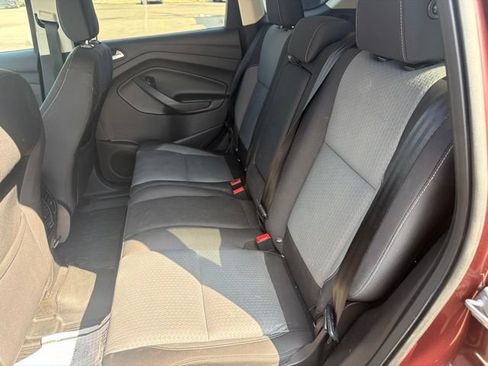 Used 2018 Ford Escape SE w/ SE Sync 3 Package FWD image 13