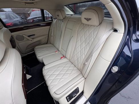 Used 2014 Bentley Flying Spur W12 image 35