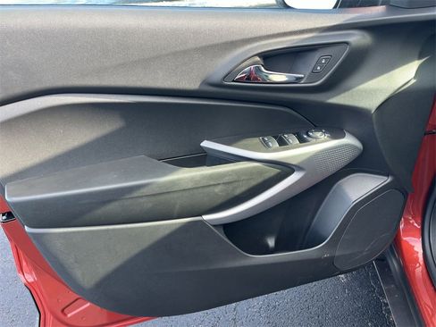 Certified 2024 Chevrolet Trax LS w/ LS Convenience Package image 20