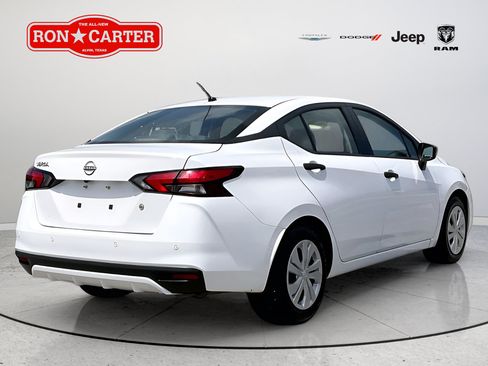 Used 2023 Nissan Versa S FWD image 6